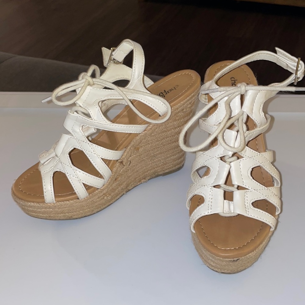White Wedges